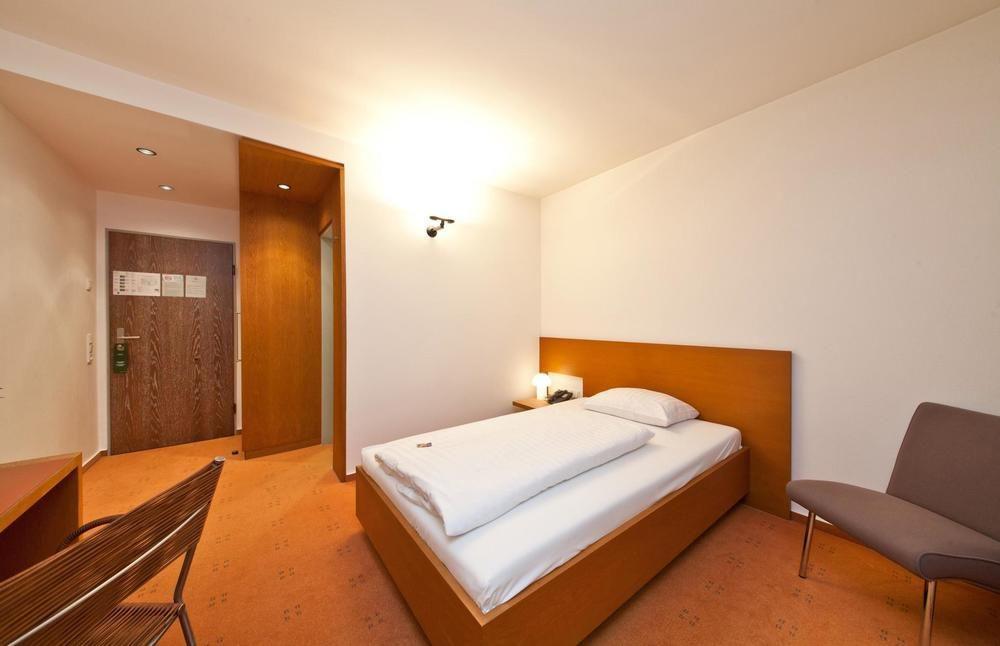 Select Hotel Silence Garden Koeln Colónia Exterior foto